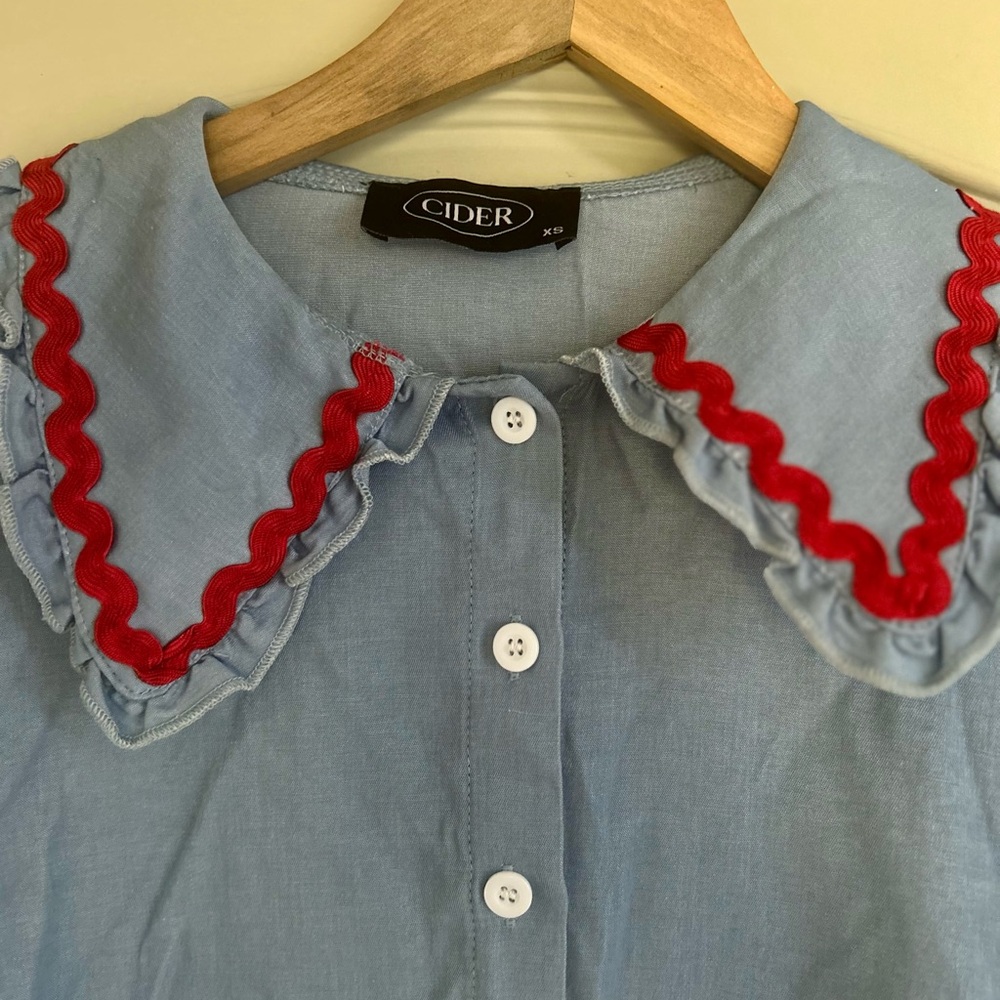 Cider Sky Blue Top with Scarlet Accents